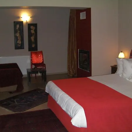 Отель Pandion Luxury Boutique Hotel & Suites With Spa Неохорион