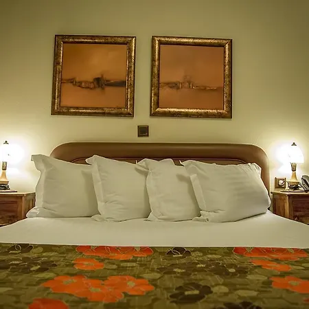 Pandion Luxury Boutique Hotel & Suites With Spa Неохорион