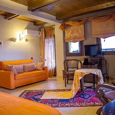 Pandion Luxury Boutique Hotel & Suites With Spa Отель *