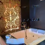 Pandion Luxury Boutique & With * Neo Chorio