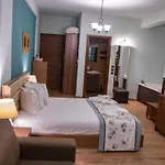 Pandion Luxury Boutique & With * Neo Chorio