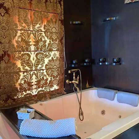 Pandion Luxury Boutique Hotel & Suites With Spa * Неохорион