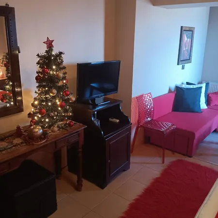 Pandion Luxury Boutique & With Neochori (Karditsa)