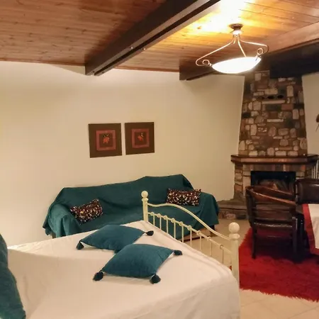 Отель Pandion Luxury Boutique Hotel & Suites With Spa *