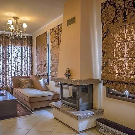 מלון Pandion Luxury Boutique & With
