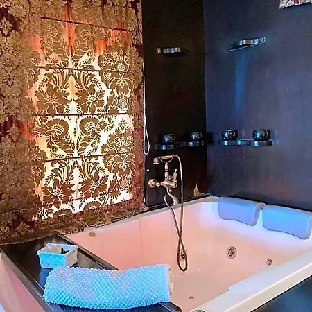 מלון Pandion Luxury Boutique & With *