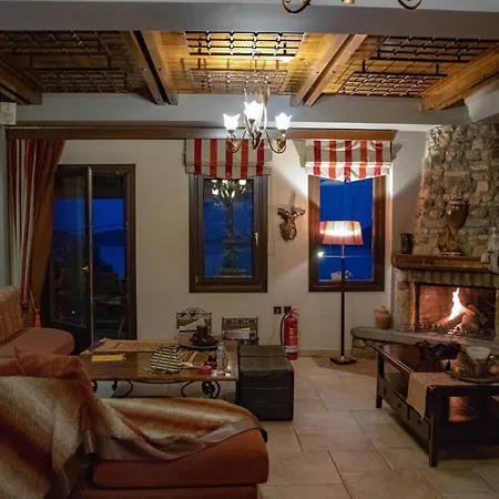 Pandion Luxury Boutique Hotel & Suites With Spa *