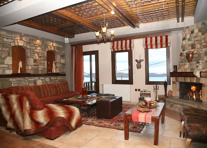 Pandion Luxury Boutique & With Szálloda Neohóri