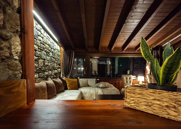 Pandion Luxury Boutique & With Szálloda