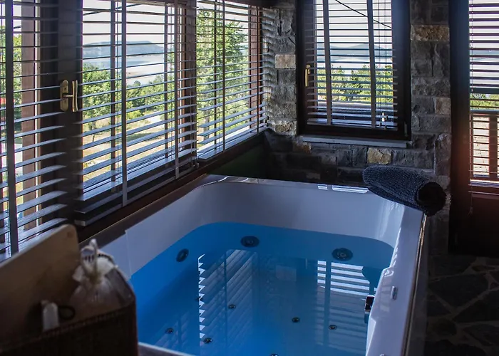 Pandion Luxury Boutique & With Szálloda *